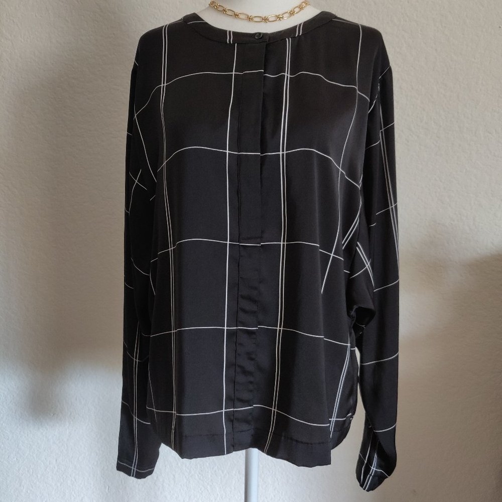 H&M Grid Patterned Dolman Sleeve Blouse
